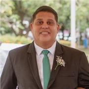 Sou professor pós graduado no ensino da matematica com 9 anos de experiências na função